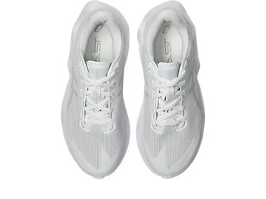 Novablast 6 Women's Shoes
