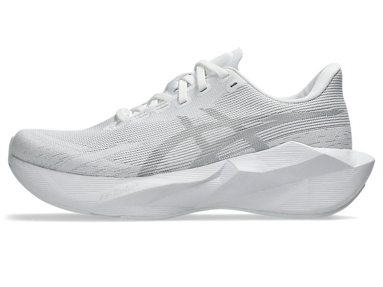 Novablast 6 Women's Shoes