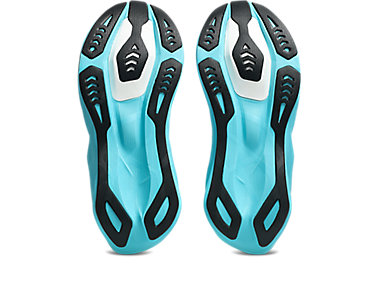 Novablast 6 Women's Shoes