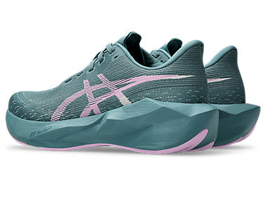 Novablast 6 Women's Shoes