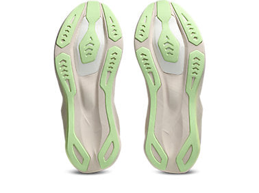 Novablast 6 Women's Shoes