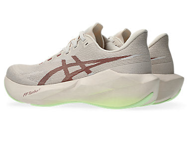 Novablast 6 Women's Shoes