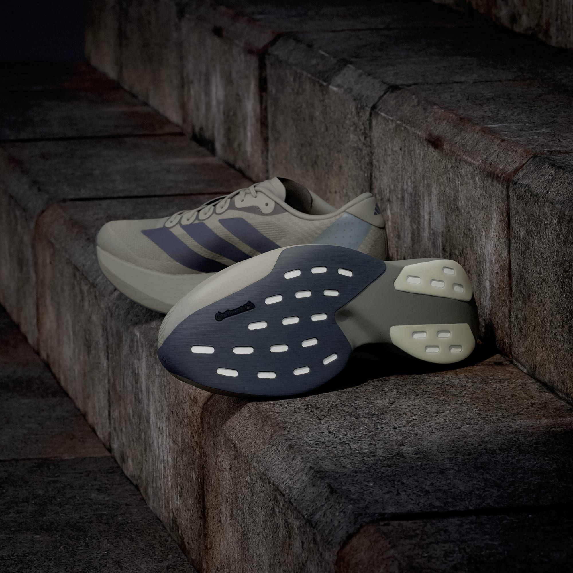 ADIZERO EVO SL