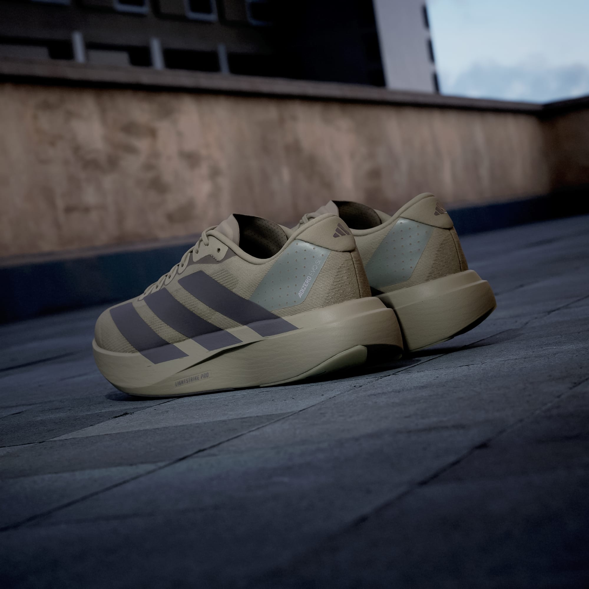 ADIZERO EVO SL