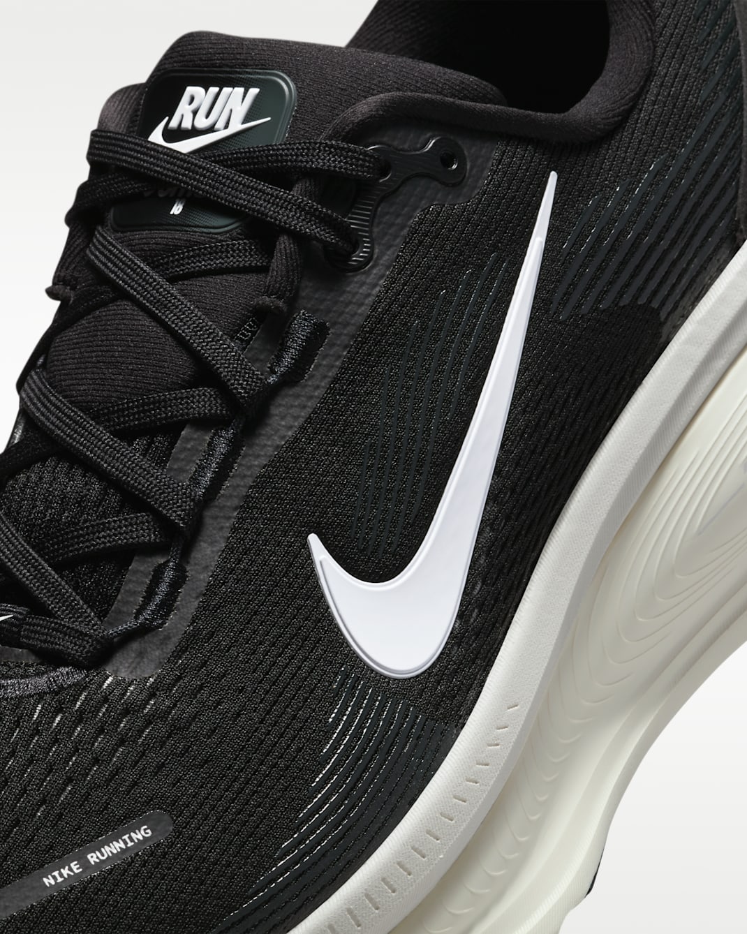 Nike Vomero 18