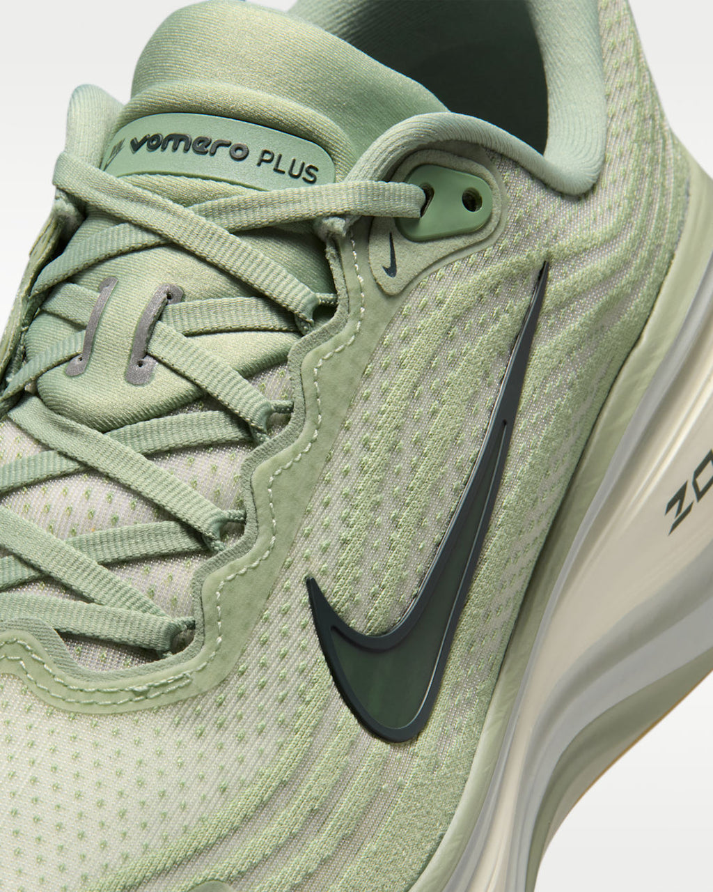 Nike Vomero Plus