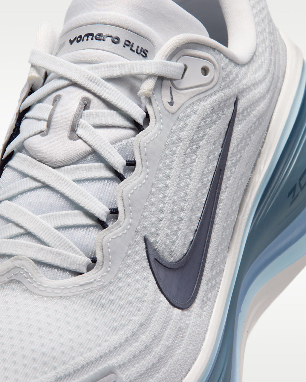 Nike Vomero Plus