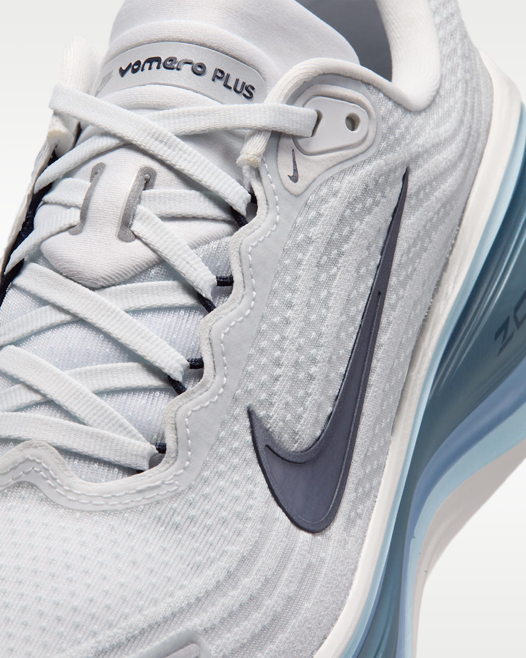 Nike Vomero Plus