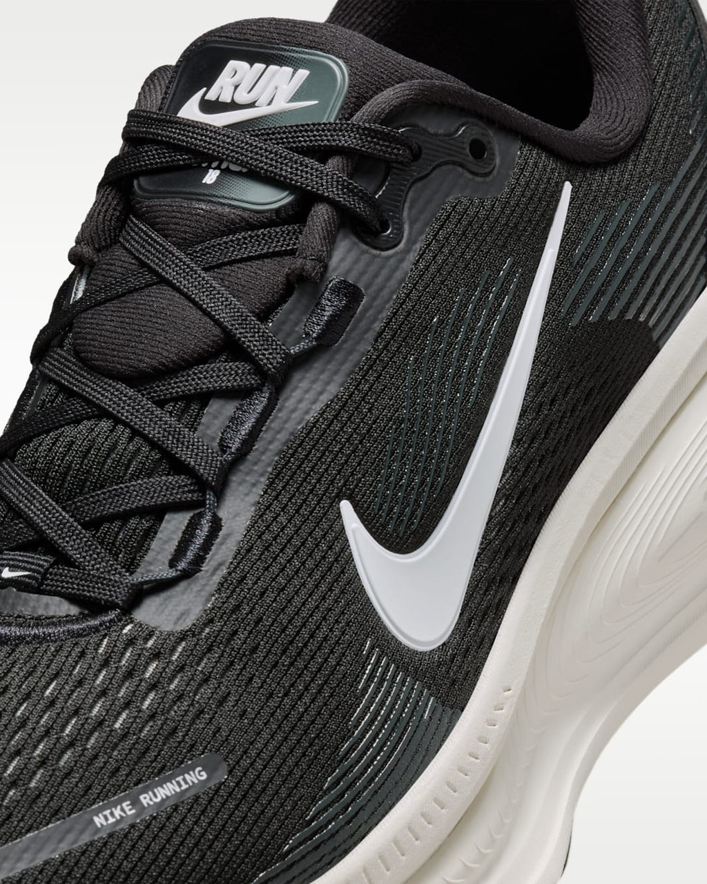 Nike Vomero 18