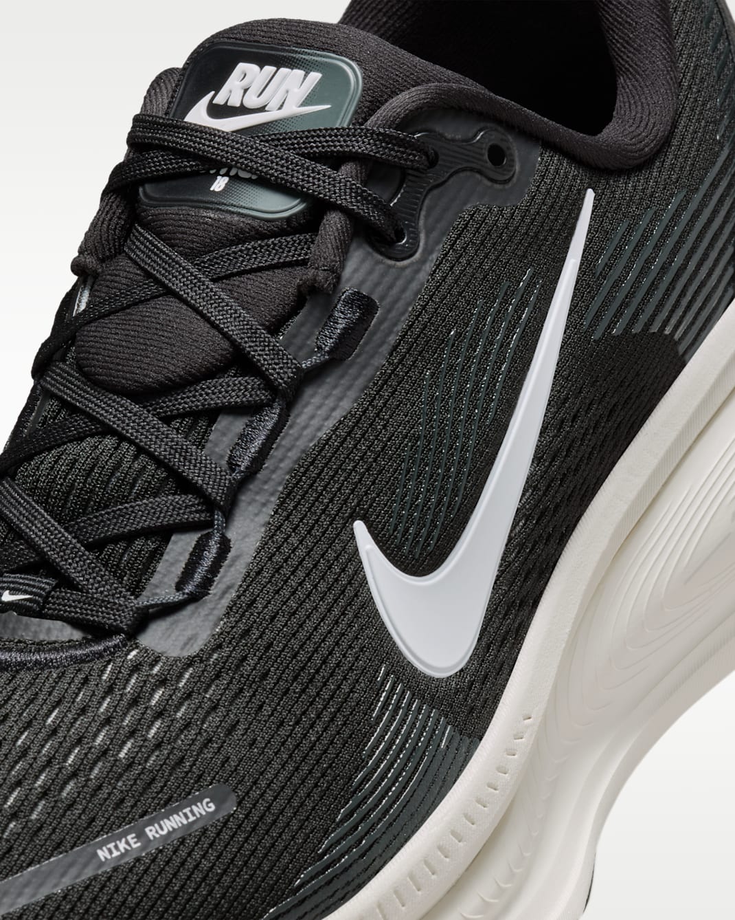 Nike Vomero 18