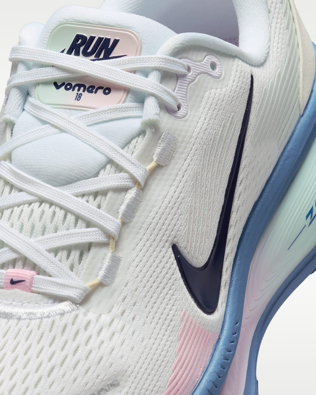 Nike Vomero 18