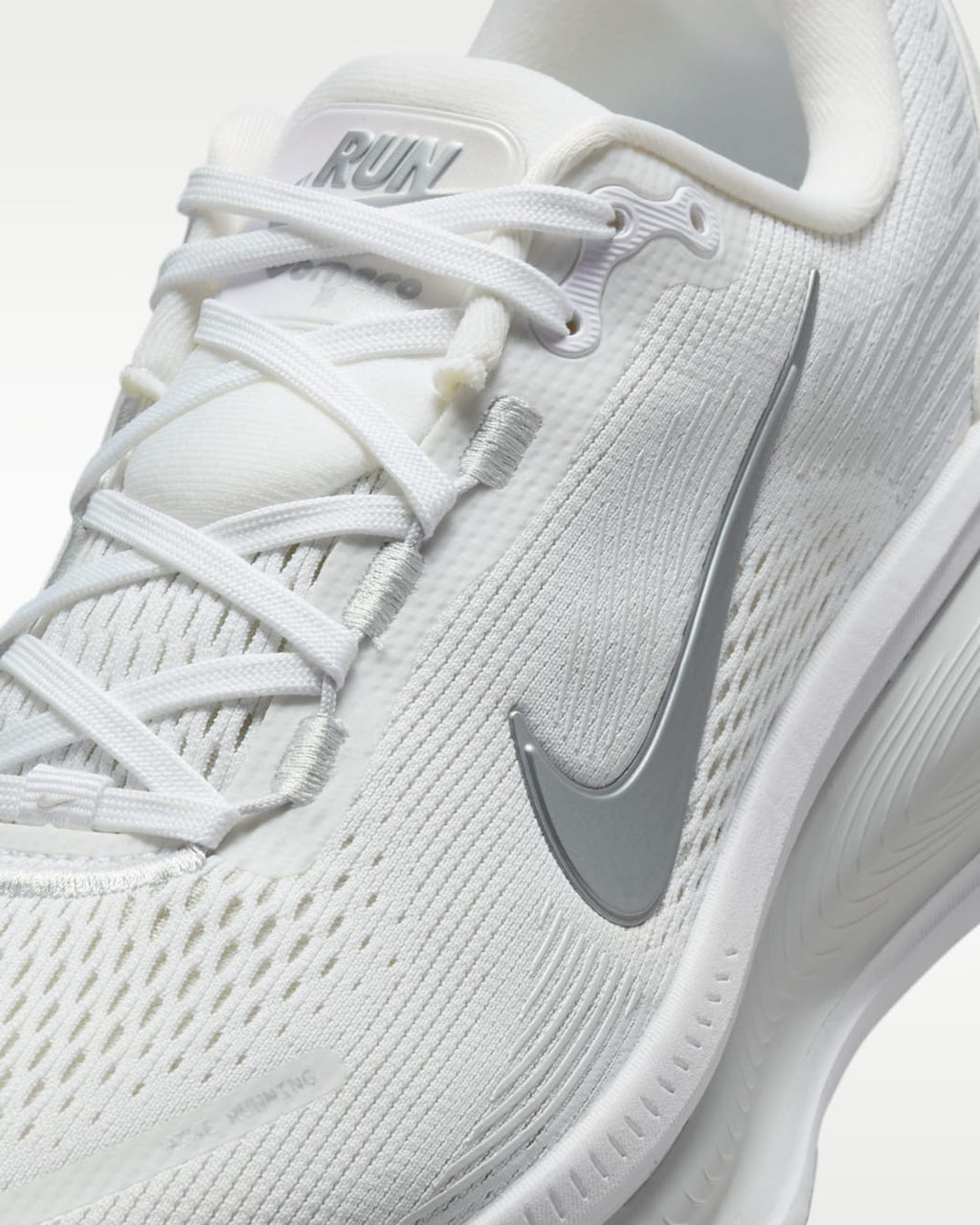 Nike Vomero 18