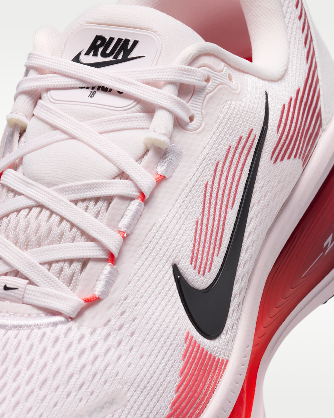 Nike Vomero 18
