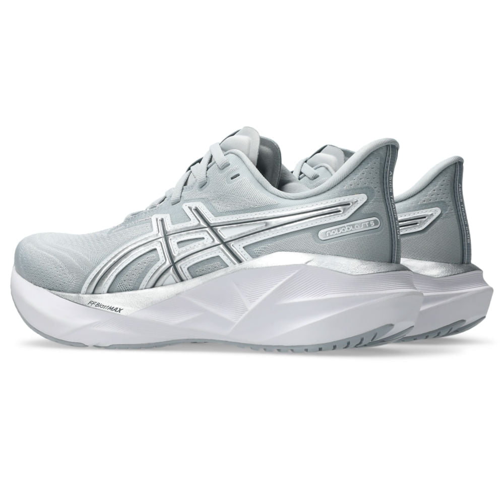 Novablast 5 Women's Shoes
